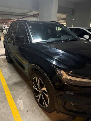 VOLVO XC40 1.5 T5 RECHARGE R-DESIGN GEARTRONIC